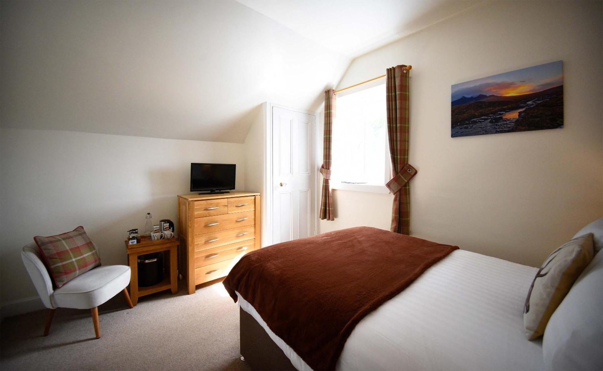 Atholl House Skye Hotel Dunvegan  Exterior photo